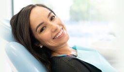 How to Brighten Your Smile Using Teeth Whitening Approaches